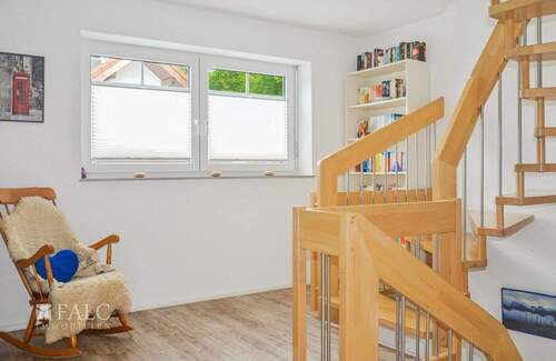 Treppenhaus OG mit Fenster - 