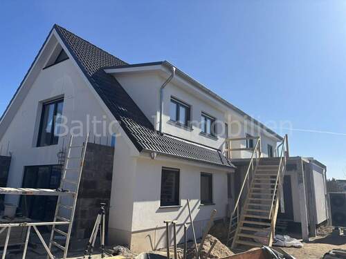 Außenansicht - 3 Zimmer Etagenwohnung zum Kaufen in Neustadt