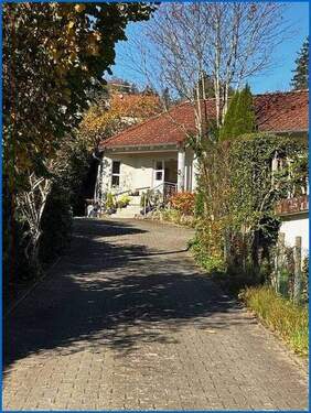 Ansicht Haus weit - 3 Zimmer Einfamilienhaus in Mühlingen / Zoznegg