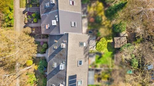 Drohnenaufnahme - 4 Zimmer Reihenmittelhaus in Hamburg / Schnelsen