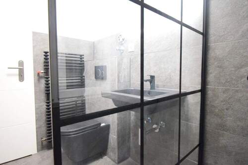 kernsaniertes Badezimmer - 