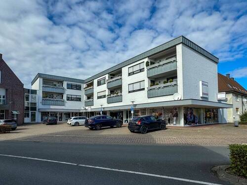 Frontansicht - Ladenlokal - Bürofläche - Praxisräume in zentraler Lage von Selm