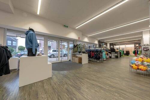 Verkaufsfläche - Gewerbeobjekt (Büro, Produktion, Verkauf) in Selm