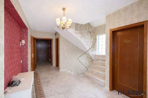 Eingangsbereich/ Flur - 