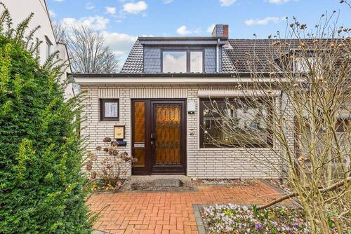 Ansicht - 4 Zimmer Reihenendhaus zum Kaufen in Hamburg / Rahlstedt