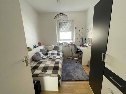 Kinderzimmer - 3 Zimmer Etagenwohnung in Augsburg