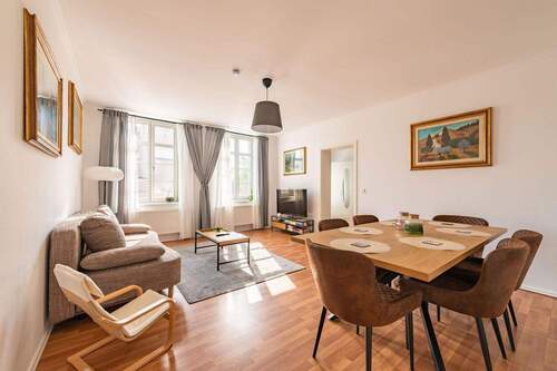 Wohnbereich / Wohnung 1 - 1 Zimmer Mehrfamilienhaus, Wohnhaus in Gransee