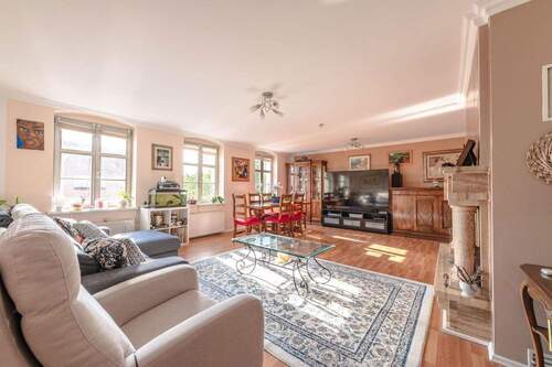 Wohnzimmer / Wohnung 2 - Mehrfamilienhaus, Wohnhaus mit 249,00 m&sup2; in Gransee zum Kaufen