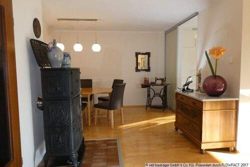 Gemütlicher Essbereich - 