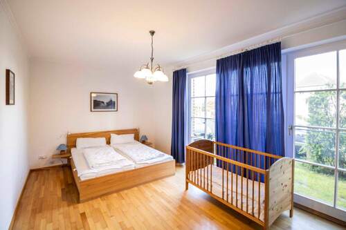 Schlafzimmer I EG - 
