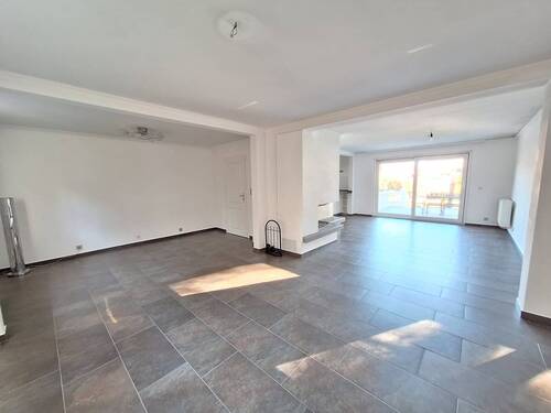 Wohn- und Essbereich EG - 