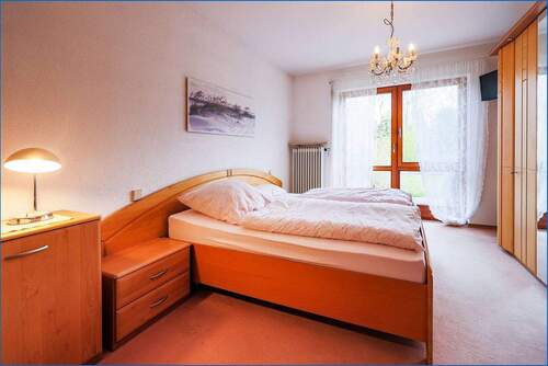 Schlafzimmer EG - 