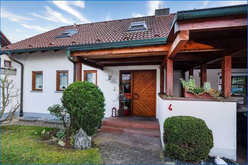 Eingangsbereich - Einfamilienhaus mit 142,00 m&sup2; in Radolfzell am Bodensee / Böhringen zum Kaufen