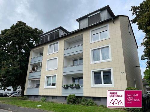Hausansicht - 3 Zimmer Etagenwohnung zur Miete in Bielefeld