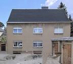 Hausansicht - 4-Raumwohnung im schönen Rödlitz