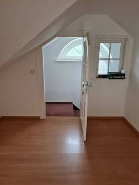 Eingangstür Wohnung - Etagenwohnung mit 80,00 m² in Seesen zur Miete