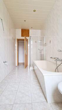 Bad - 2 Zimmer Etagenwohnung in Köthen (Anhalt)