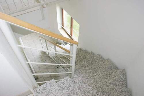 Treppe ins UG - 