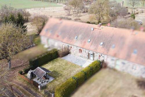 Luftansicht Garten mit Terrasse - 4 Zimmer Reihenmittelhaus zum Kaufen in Vollrathsruhe