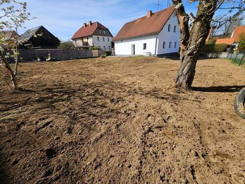 Bild 1 - Schönes Haus in Fuhrmannsreuth - Modernisiert und Saniert