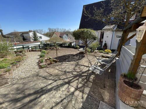 Garten - 6 Zimmer Mehrfamilienhaus, Wohnhaus zum Kaufen in Sachsenheim