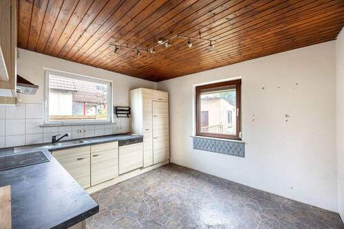 Küchenbereich EG - Mehrfamilienhaus, Wohnhaus mit 134,00 m&sup2; in Asperg zum Kaufen