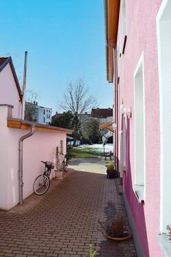 separater Eingang - 1 Zimmer Etagenwohnung zur Miete in Köthen (Anhalt)