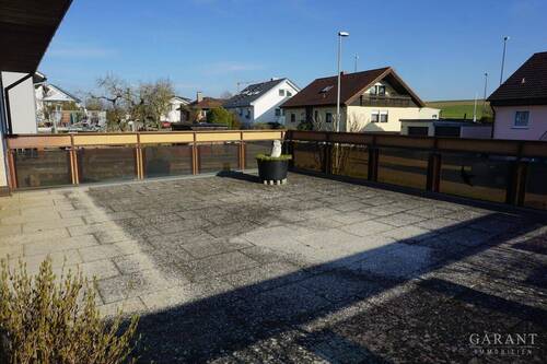 Terrasse - Mehrfamilienhaus, Wohnhaus mit 210,00 m&sup2; in Eutingen im Gäu zum Kaufen