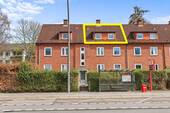 Straßenansicht - 2 Zimmer Etagenwohnung zum Kaufen in Hamburg / Farmsen