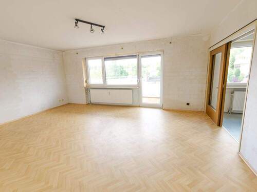 Wohnzimmer Foto II - Etagenwohnung mit 98,00 m² in Würzburg zum Kaufen
