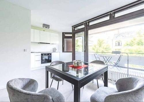 Esstisch/Wohnbereich - 2 Zimmer Etagenwohnung zum Kaufen in Berlin