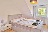 Schlafzimmer - 3 Zimmer Etagenwohnung zum Kaufen in Bremen