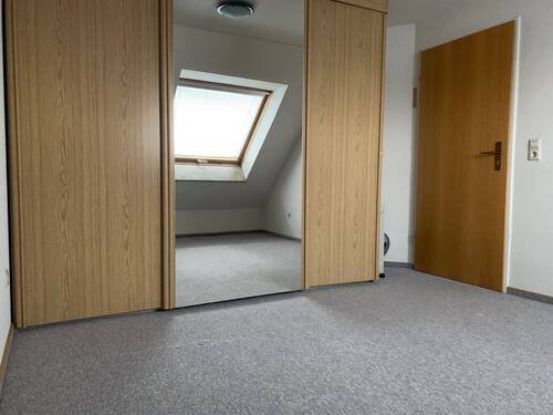 Separates Gäste-Zimmer / Büro - 