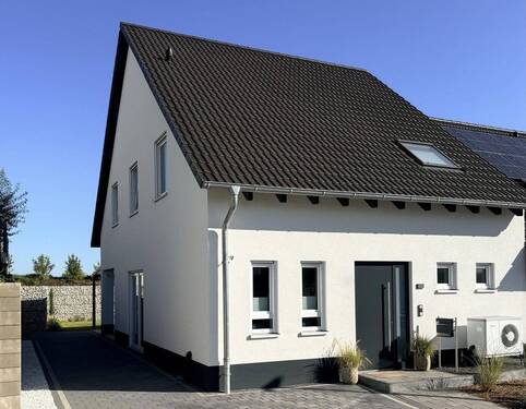 Hausfront - Energiesparende Doppelhaushälfte in Bad Sobernheim - Neubau 2020, Top-Lage & hochwertige Ausstattung