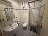 Badezimmer m. Dusche - 