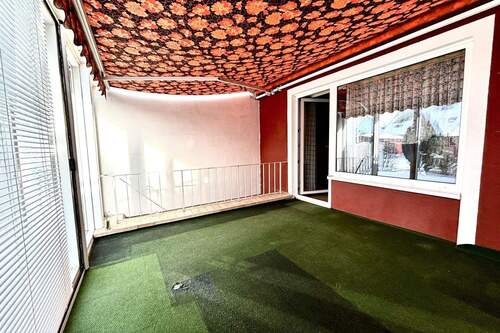 Wintergarten mit Zugang zum Keller - 