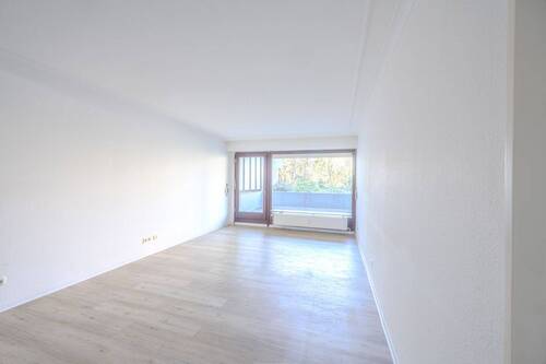 Wohnzimmer - Etagenwohnung mit 76,00 m&sup2; in Hamburg / Rahlstedt zum Kaufen