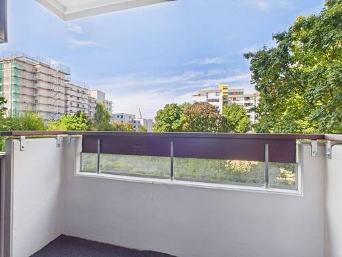 Loggia vor dem Wohnzimmer - 