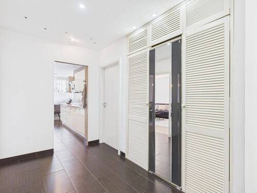 Wohnungsflur - Etagenwohnung mit 116,00 m² in Dietzenbach zum Kaufen