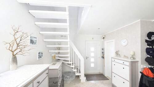 Eingangsbereich im Erdgeschoss - Einfamilienhaus mit 185,00 m&sup2; in Bad Doberan zum Kaufen