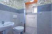 Gäste WC mit Dusche - 