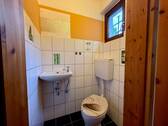 Erdgeschoss: Gäste-WC - 