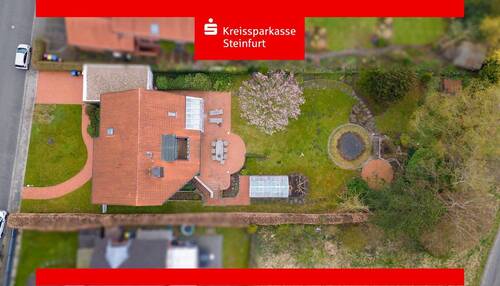 Ansicht von oben - Großzügiges Zuhause mit parkähnlichem Grundstück in Krankenhausnähe!