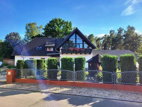 Ansicht1 - 9 Zimmer Mehrfamilienhaus, Wohnhaus in Krausnick-Groß Wasserburg