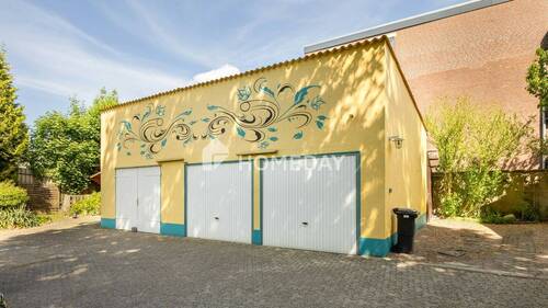 Garage - 