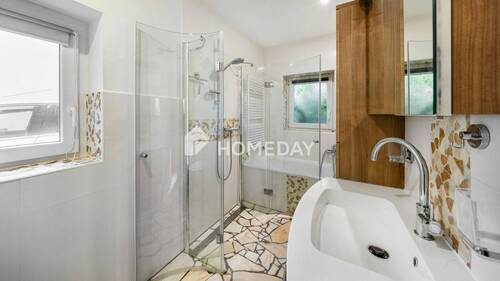 Badezimmer 1 - 