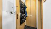 Flur 1 - 