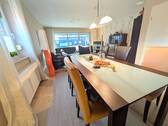 Wohnen / Essplatz - 
