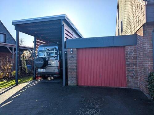 Garage und Carportanlage - 