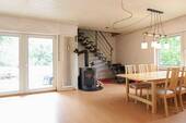 Wohnzimmer_Whg1 - 9 Zimmer Mehrfamilienhaus, Wohnhaus zum Kaufen in Büdingen